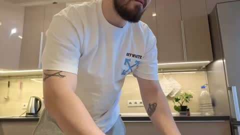 Snapshot of nikbusiness chatting on November 2025 07:18:02 AM Nick online show from November 2025 07:18:02 AM