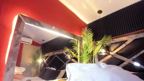 nikii_white online show from January 2025 03:08:02 AM