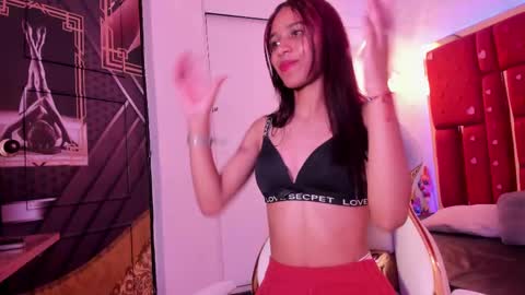 Abril online show from February 2025 01:25:02 AM