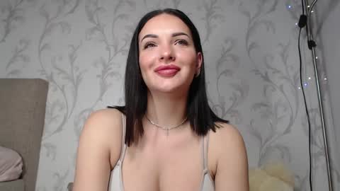 nikimousi online show from May 2026 03:35:02 AM