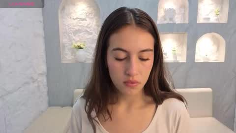 Snapshot of nikka_tx chatting on November 2025 03:04:01 AM Online 2200 to 600 online show from November 2025 03:04:01 AM