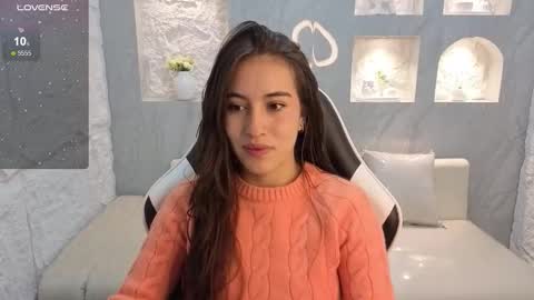 Snapshot of nikka_tx chatting on November 2025 03:05:02 AM Online 2200 to 600 online show from November 2025 03:05:02 AM