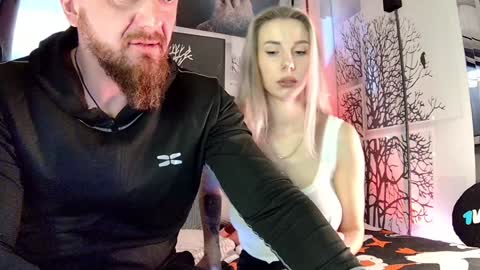 nikki7377 online show from December 2024 07:37:01 AM