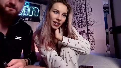 nikki7377 online show from March 2025 11:20:01 AM