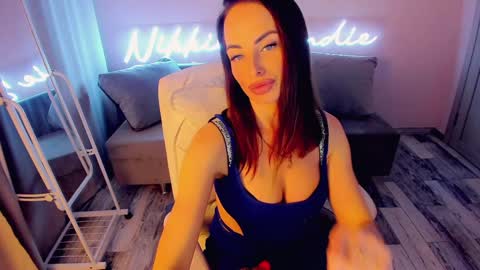 Snapshot of nikki_blondiee chatting on January 2025 10:20:02 AM nikki_blondiee online show from January 2025 10:20:02 AM