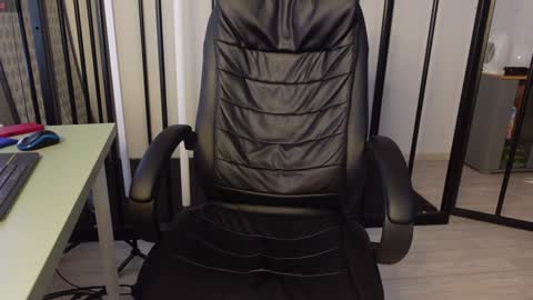 nikki online show from December 2024 09:46:01 AM