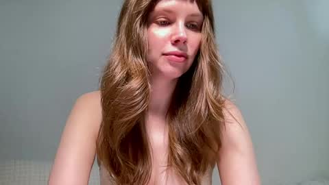 Nikki online show from May 2026 10:11:01 AM