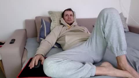 Nick online show from October 2025 06:41:02 AM