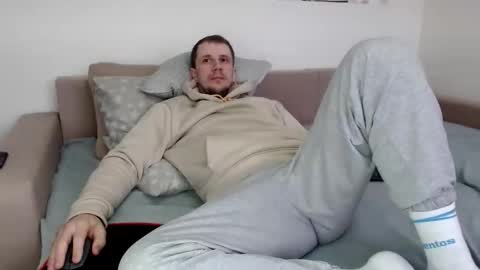 Nick online show from November 2025 08:23:02 AM