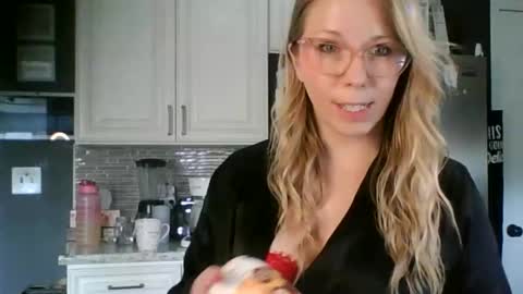 nikkib653466 online show from February 2026 06:12:01 PM