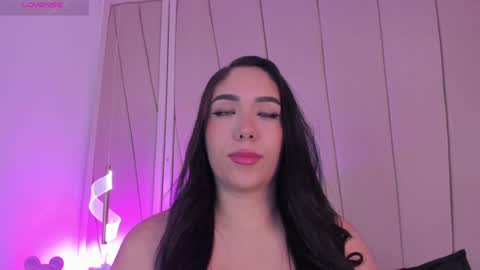 Snapshot of nikkii_vegaa chatting on January 2025 10:06:01 AM Nikki online show from January 2025 10:06:01 AM