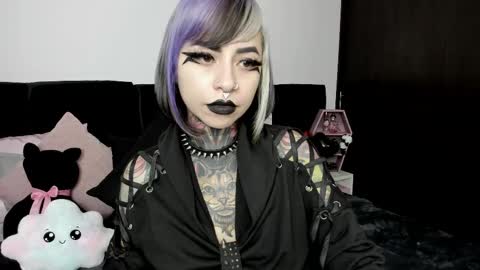 Snapshot of nikkiramone chatting on March 2025 02:36:01 AM Nikki Ramone online show from March 2025 02:36:01 AM