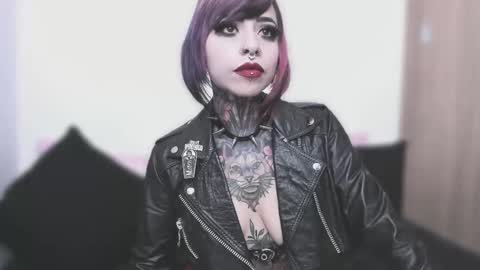 Snapshot of nikkiramone chatting on September 2025 10:04:01 AM Nikki Ramone online show from September 2025 10:04:01 AM