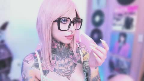 Nikki Ramone   online show from January 2026 05:27:02 PM