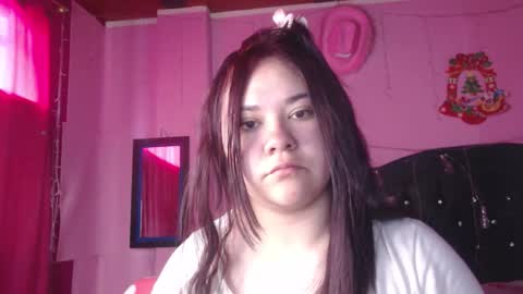 Snapshot of nikkirous_ chatting on October 2025 01:35:02 PM Nikkirous online show from October 2025 01:35:02 PM