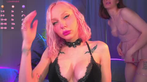 Snapshot of nikkisilk chatting on February 2025 11:43:02 AM Stassy Krissy Aria Lina online show from February 2025 11:43:02 AM