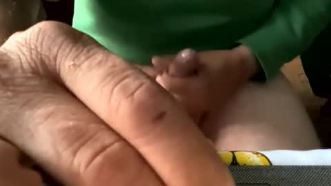 nikko196969 online show from October 2025 01:00:02 PM