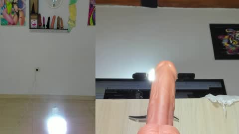 Snapshot of nikky__rosse chatting on April 2026 11:12:01 AM nikky__rosse online show from April 2026 11:12:01 AM