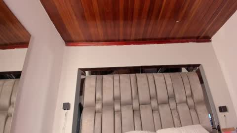     online show from October 2025 11:30:02 AM