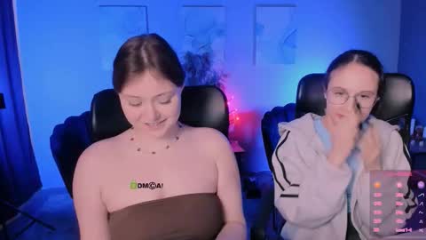 Little Niko  Help me reach my goals online show from November 2025 08:52:01 PM