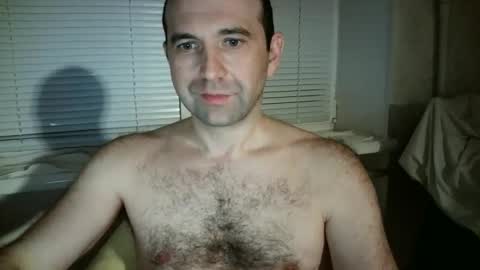 nikolas_vaz online show from December 2025 09:21:02 PM