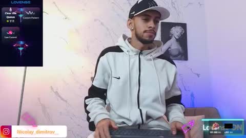 Snapshot of nikolay_dimitrov chatting on October 2025 02:01:02 AM online show from October 2025 02:01:02 AM