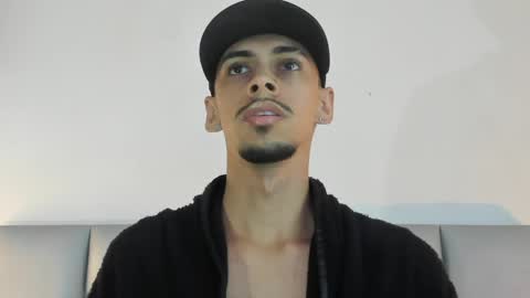    online show from May 2026 01:33:01 AM
