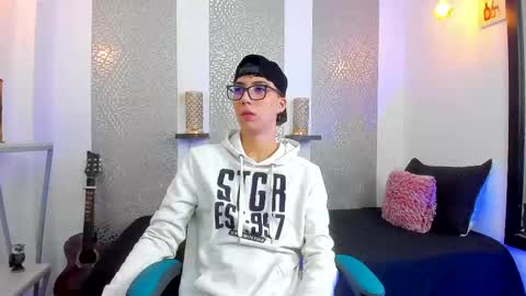    online show from February 2025 04:22:01 AM