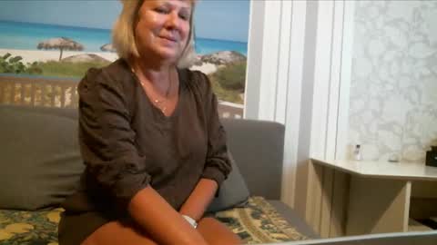 Snapshot of nikole111 chatting on October 2025 06:52:01 AM Nikole1 online show from October 2025 06:52:01 AM