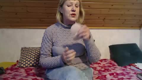 Snapshot of nikole111 chatting on October 2025 10:41:01 AM Nikole1 online show from October 2025 10:41:01 AM