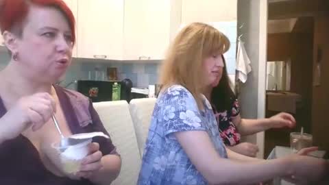 Nikoletta online show from January 2025 07:57:01 AM