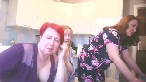 Nikoletta online show from January 2025 10:27:02 AM