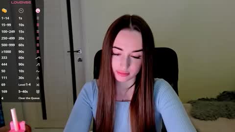 Snapshot of nikoll_s chatting on October 2025 03:07:01 AM online show from October 2025 03:07:01 AM