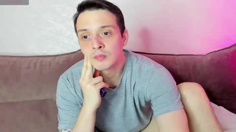 Snapshot of nikolos_vise chatting on February 2025 05:40:02 PM Nikolos online show from February 2025 05:40:02 PM