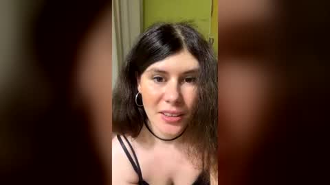 Snapshot of nikoltravel2 chatting on July 2026 09:28:02 PM Nikoltravel2 online show from July 2026 09:28:02 PM