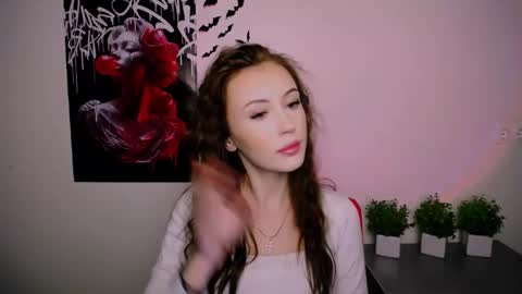 nikonara_ online show from January 2025 02:36:01 PM