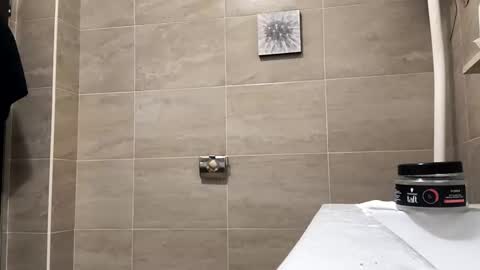 Snapshot of niks1412985 chatting on November 2025 01:06:01 AM Niks online show from November 2025 01:06:01 AM