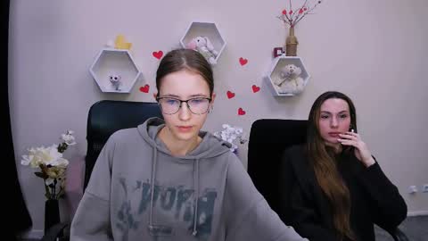 nila_luxe online show from March 2025 02:23:02 PM