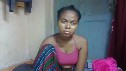 nilah online show from April 2026 07:20:02 PM
