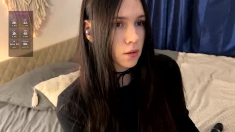 Snapshot of nimfaheart chatting on December 2024 04:42:01 PM Jennet online show from December 2024 04:42:01 PM