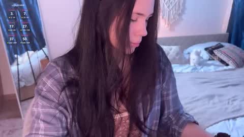 Snapshot of nimfaheart chatting on October 2025 12:14:02 PM Jennet online show from October 2025 12:14:02 PM