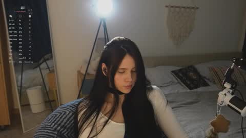 Snapshot of nimfaheart chatting on March 2026 07:20:02 PM Jennet online show from March 2026 07:20:02 PM