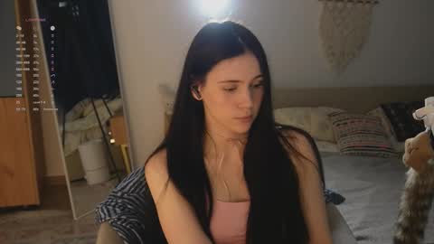 Snapshot of nimfaheart chatting on March 2026 05:49:01 PM Jennet online show from March 2026 05:49:01 PM