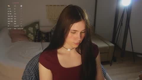 Snapshot of nimfaheart chatting on June 2026 07:40:01 PM Jennet online show from June 2026 07:40:01 PM