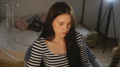 Snapshot of nimfaheart chatting on June 2026 07:07:01 PM Jennet online show from June 2026 07:07:01 PM
