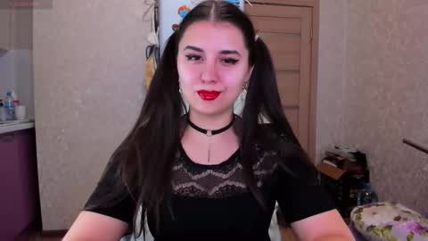 Snapshot of nina__si chatting on September 2025 04:18:02 PM Nina online show from September 2025 04:18:02 PM
