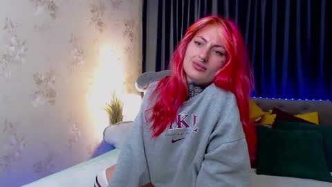 Nina online show from October 2025 05:59:02 AM