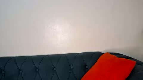 nina_bambi online show from November 2025 02:10:01 AM