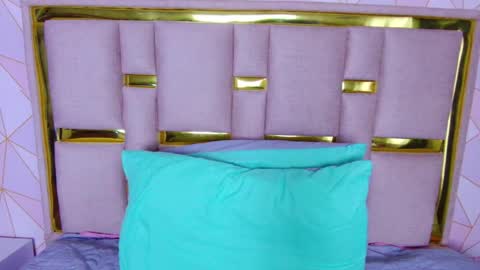 Nina Carther online show from May 2026 11:04:01 AM