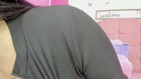 Snapshot of nina_cute06 chatting on January 2025 12:57:02 AM Nina online show from January 2025 12:57:02 AM